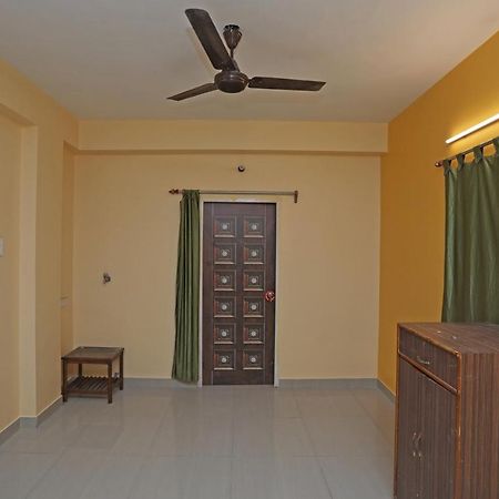 Oyo 14818 Sudarshan Apartment Calcutá Exterior foto