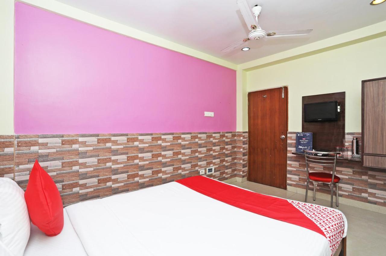 Oyo 14818 Sudarshan Apartment Calcutá Exterior foto