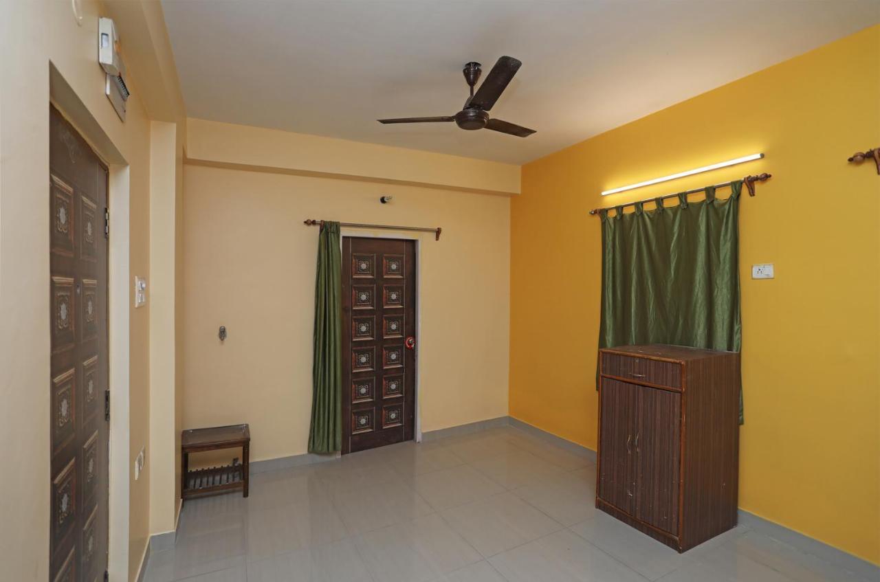 Oyo 14818 Sudarshan Apartment Calcutá Exterior foto