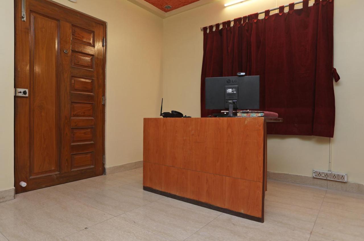 Oyo 14818 Sudarshan Apartment Calcutá Exterior foto