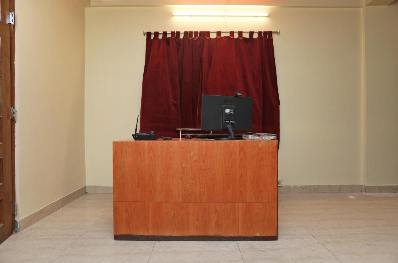 Oyo 14818 Sudarshan Apartment Calcutá Exterior foto
